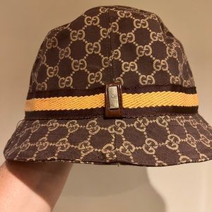 Vintage Gucci bucket hat. Not interested in lowering the price on this.